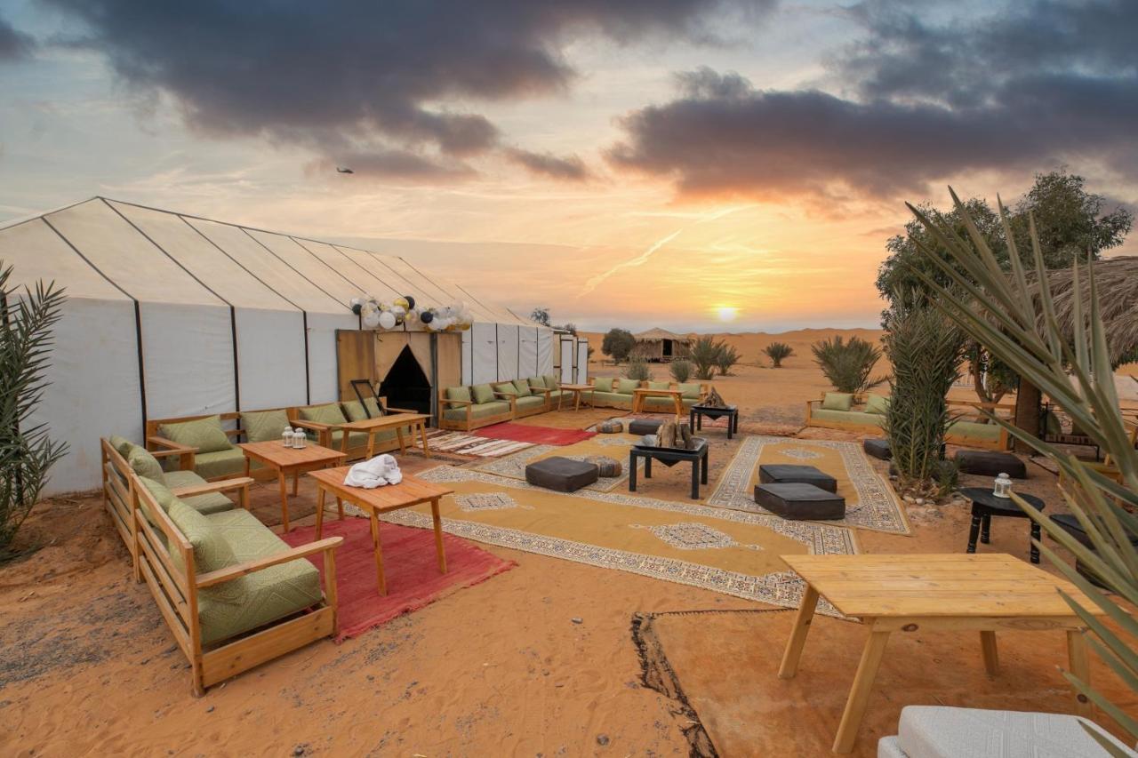 Golden Camp & Oasis Ξενοδοχείο Merzouga Εξωτερικό φωτογραφία